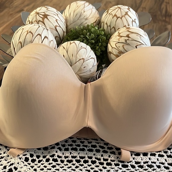 Maidenform full coverage 5 ways to wear bra.  Various sizes.   NWT. - Picture 3 of 7